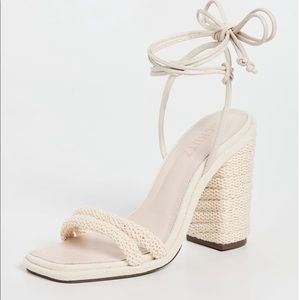 Schutz
Leenah Leather Sandals - Worn only once